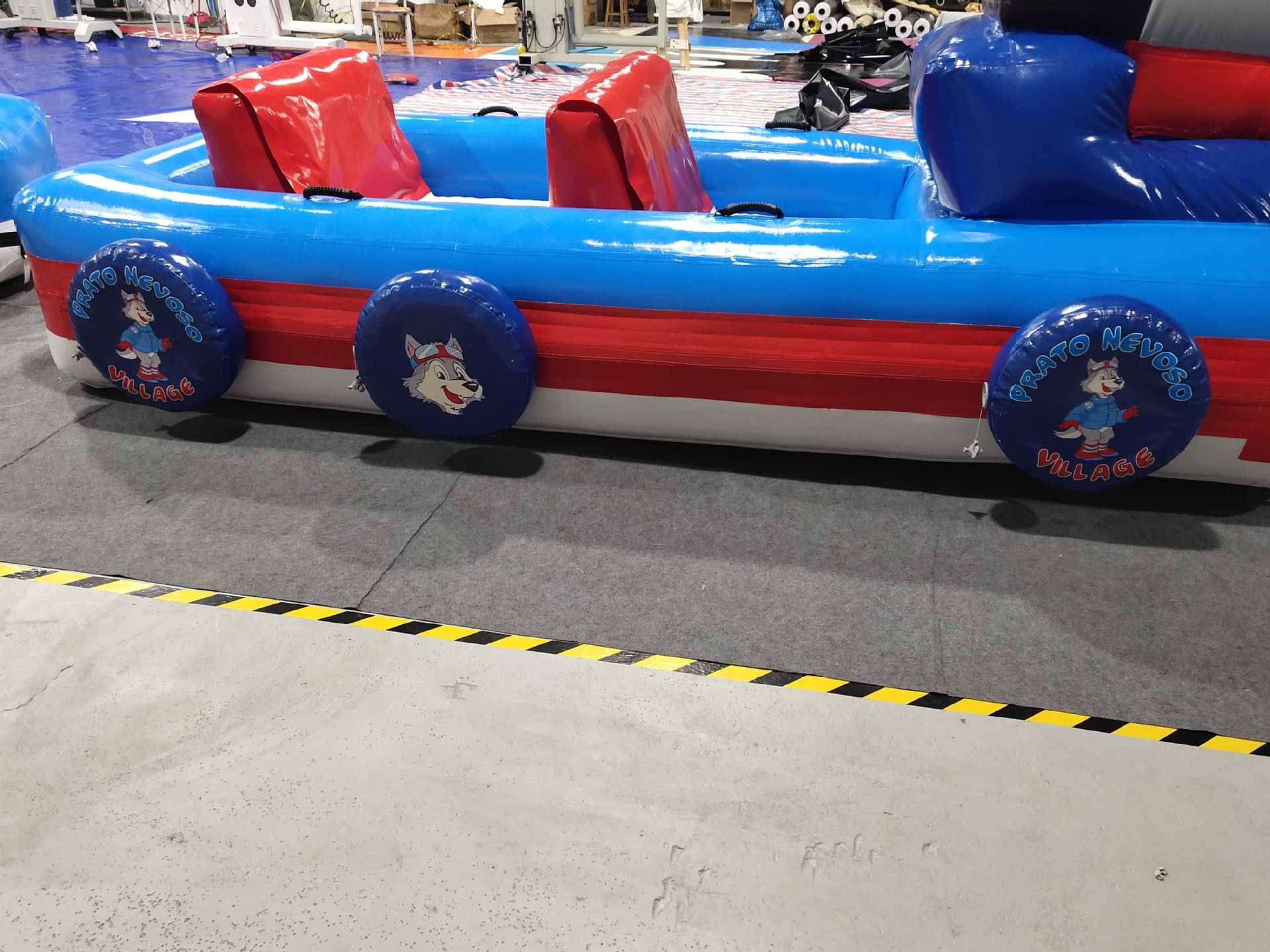 Motoneige gonflable de traînea - Kids Outdoor Car avis et prix